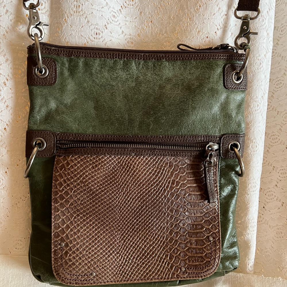 Sak crossbody bag